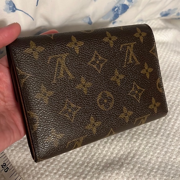 Bundle /Louis Vuitton Ellipse pm handbag & bi-fold wallet 🔥🌹☝️ - Picture 10 of 16